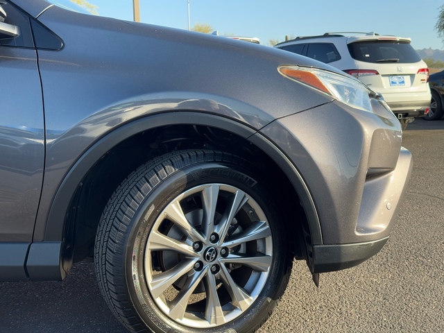 2017 Toyota RAV4 Limited 4