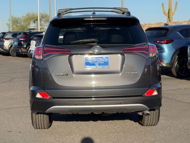 2017 Toyota RAV4 Limited 8