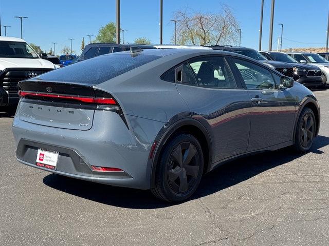 2023 Toyota Prius LE 8