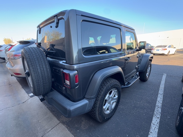 2023 Jeep Wrangler Sahara 5