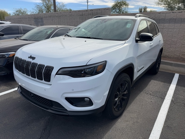 2023 Jeep Cherokee Altitude 3