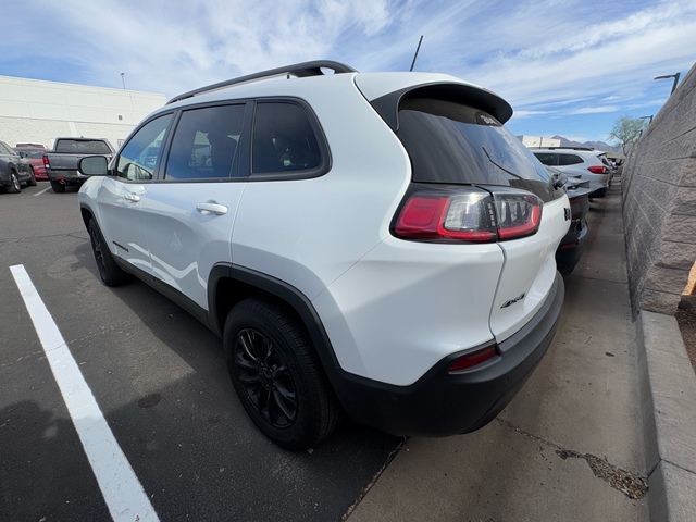 2023 Jeep Cherokee Altitude 4