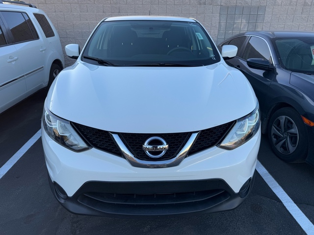 2018 Nissan Rogue Sport S 8