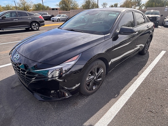 2021 Hyundai Elantra SEL 8