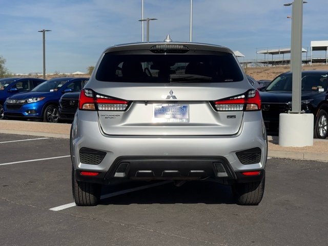 2022 Mitsubishi Outlander Sport 2.0 LE 8