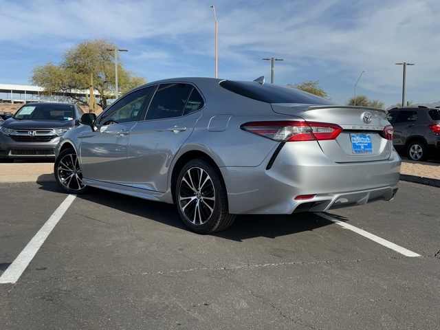 2019 Toyota Camry SE 10