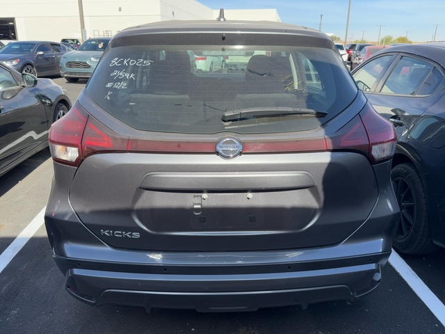 2021 Nissan Kicks S 7