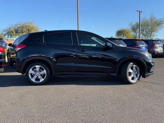 2022 Honda HR-V LX 5