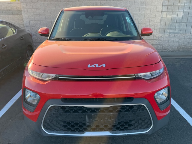 2022 Kia Soul LX 8