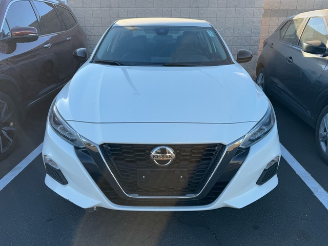 2022 Nissan Altima 2.5 SR 8