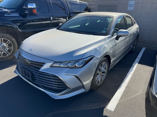 2022 Toyota Avalon XLE 3