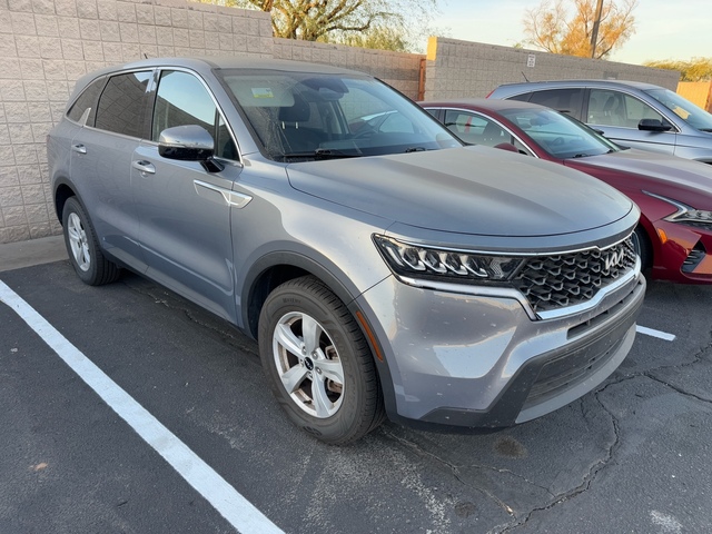 2023 Kia Sorento LX 2