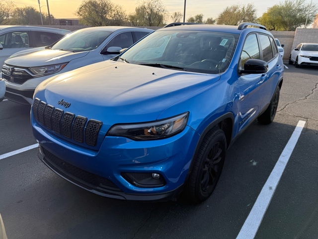 2023 Jeep Cherokee Altitude 3