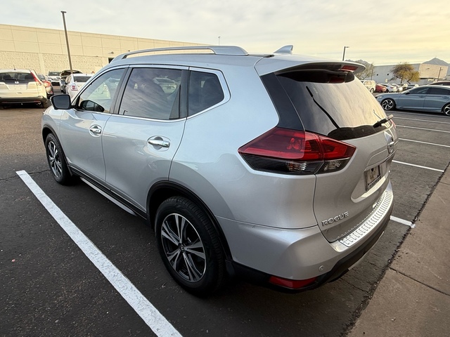 2019 Nissan Rogue SV 4