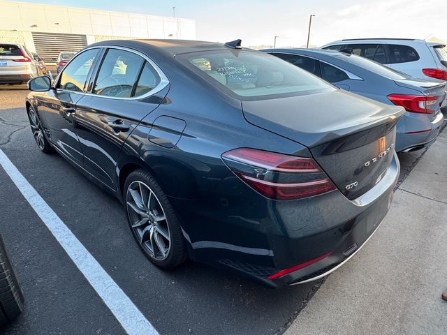 2023 Genesis G70 2.0T 4