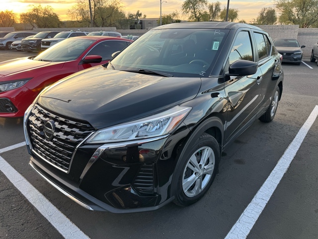 2021 Nissan Kicks S 3