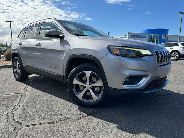 2020 Jeep Cherokee  2