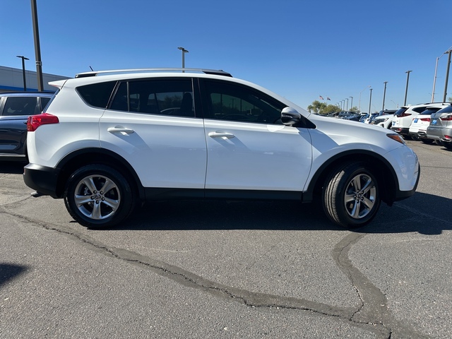 2015 Toyota RAV4  3