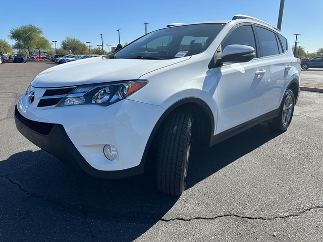 2015 Toyota RAV4  10