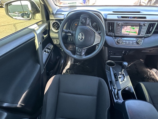 2015 Toyota RAV4  19