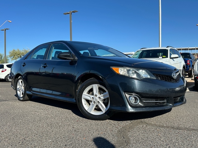 2014 Toyota Camry  2