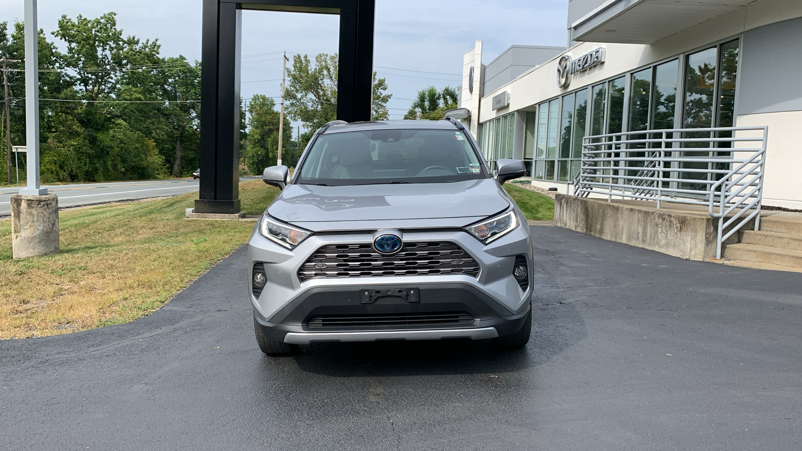 2019 Toyota RAV4 Hybrid Limited 2