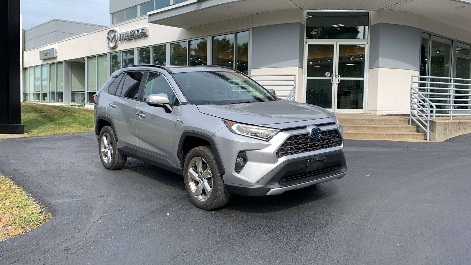 2019 Toyota RAV4 Hybrid Limited 3