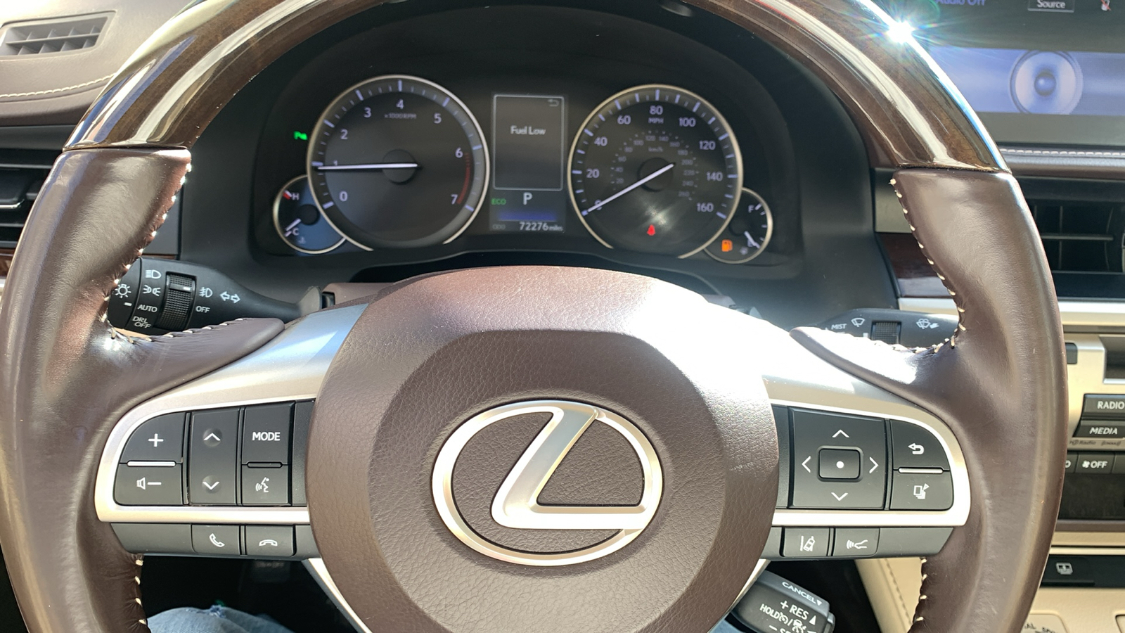 2016 Lexus ES 350 17