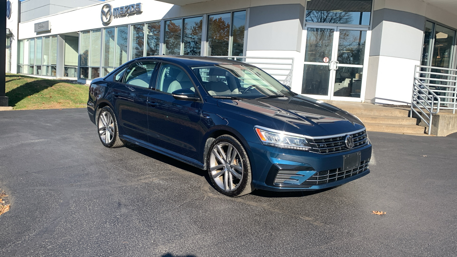 2018 Volkswagen Passat 2.0T R-Line 3