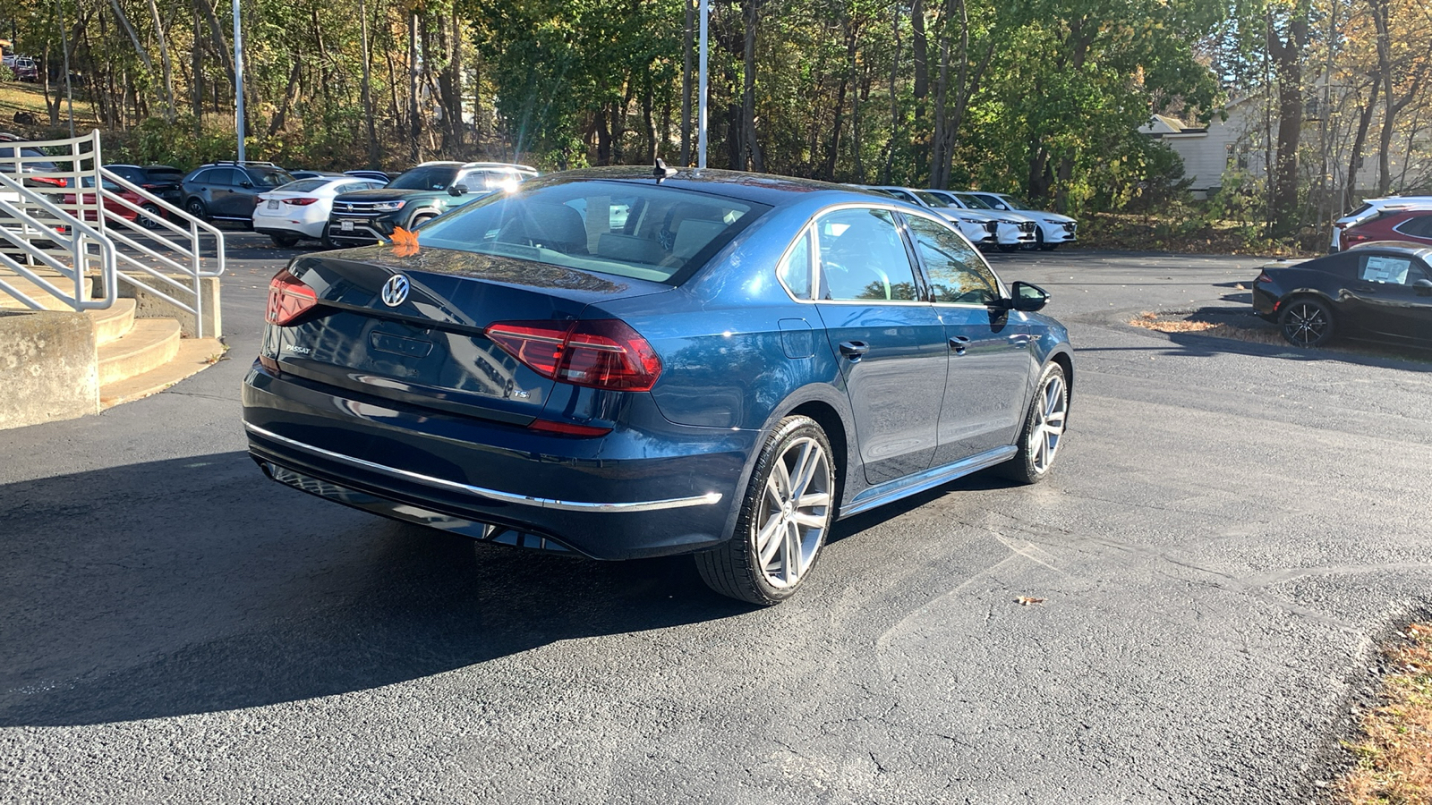 2018 Volkswagen Passat 2.0T R-Line 5