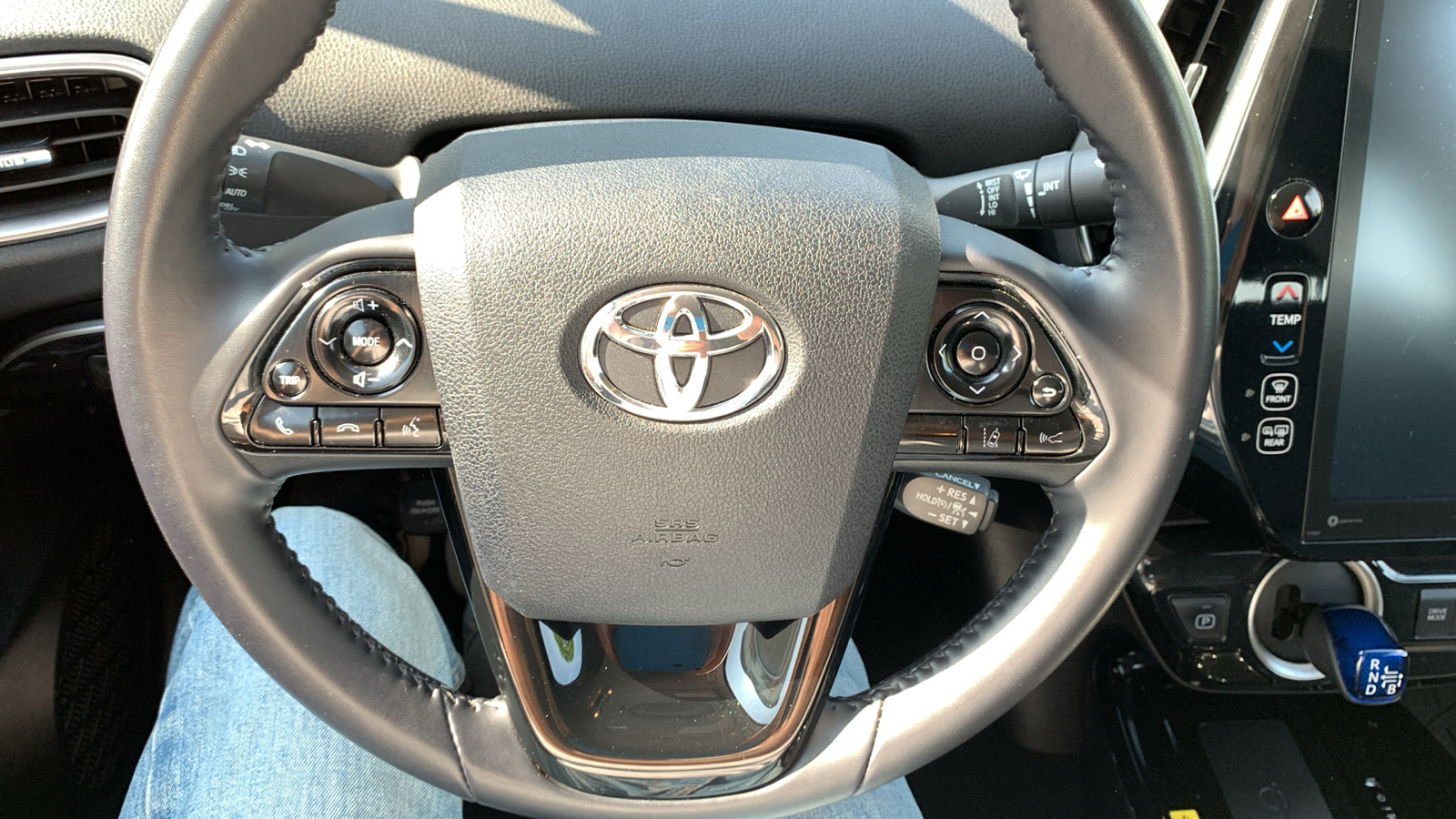 2020 Toyota Prius Prime XLE 12