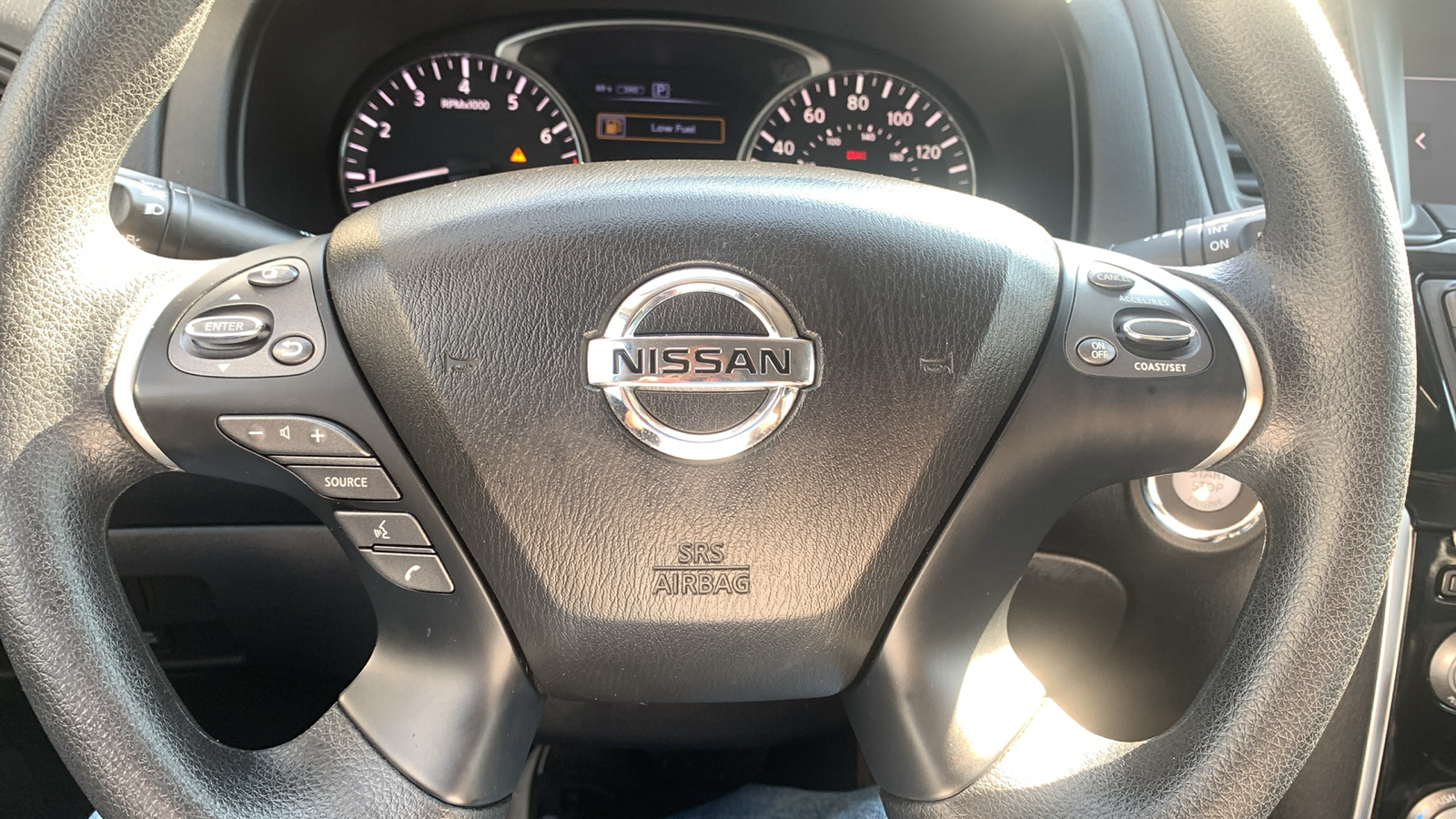 2019 Nissan Pathfinder S 15