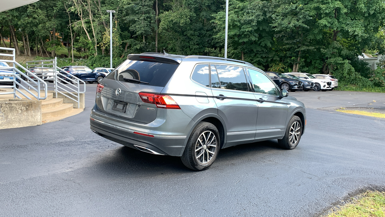 2021 Volkswagen Tiguan 2.0T SE 5