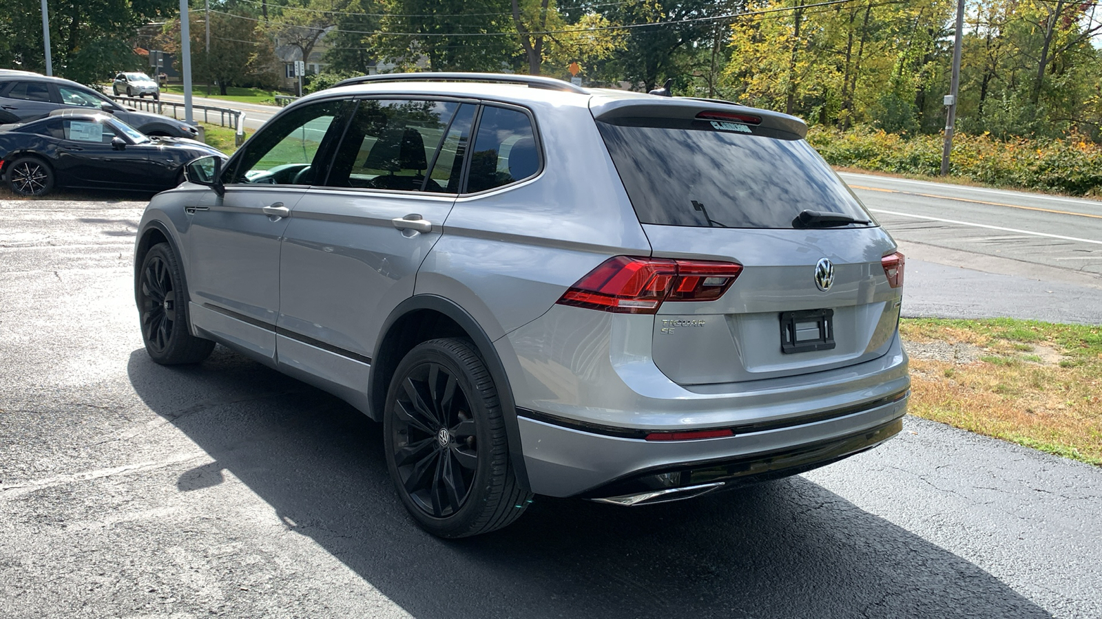 2021 Volkswagen Tiguan 2.0T SE R-Line Black 7