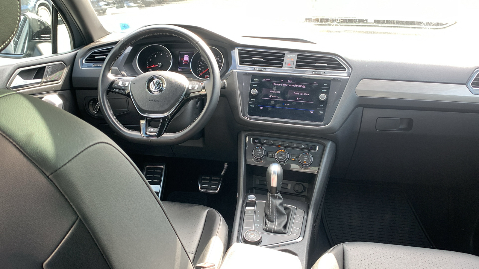 2021 Volkswagen Tiguan 2.0T SE R-Line Black 22