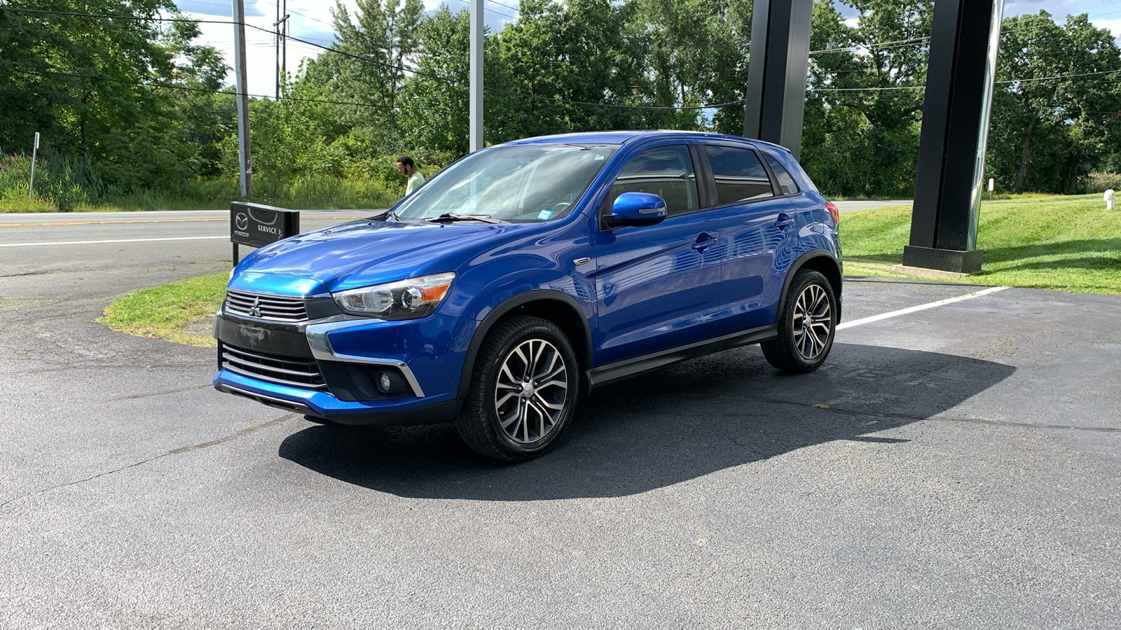 2016 Mitsubishi Outlander Sport 2.0 ES 1