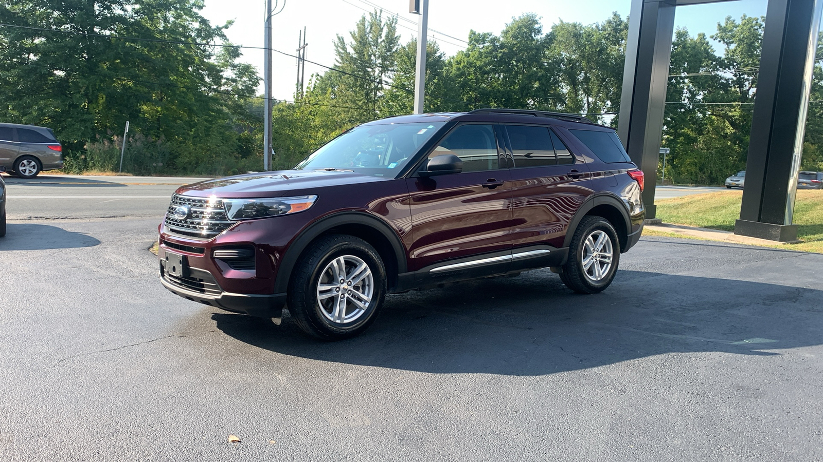 2022 Ford Explorer XLT 1