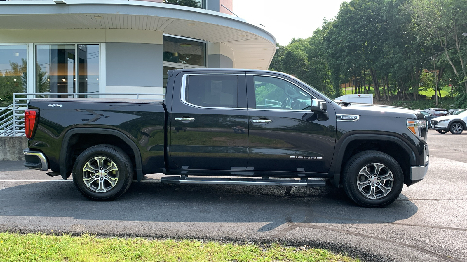 2020 GMC Sierra 1500 SLT 4