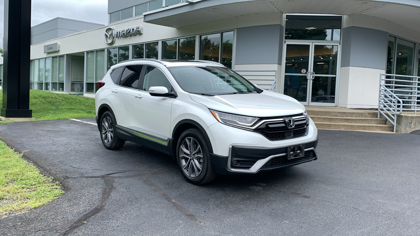 2022 Honda CR-V Touring 3