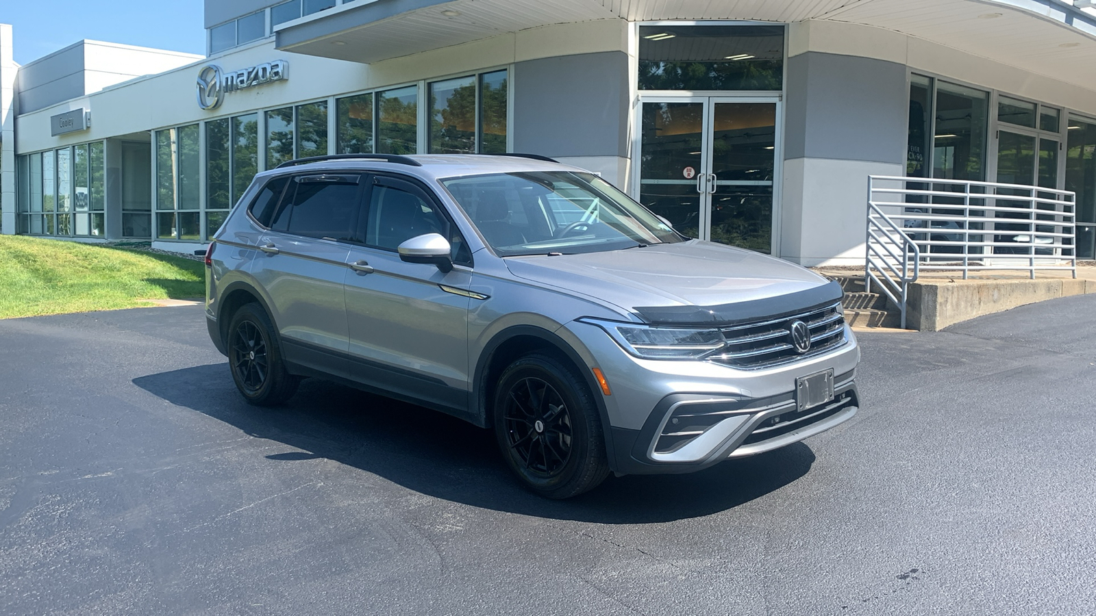 2023 Volkswagen Tiguan 2.0T S 3