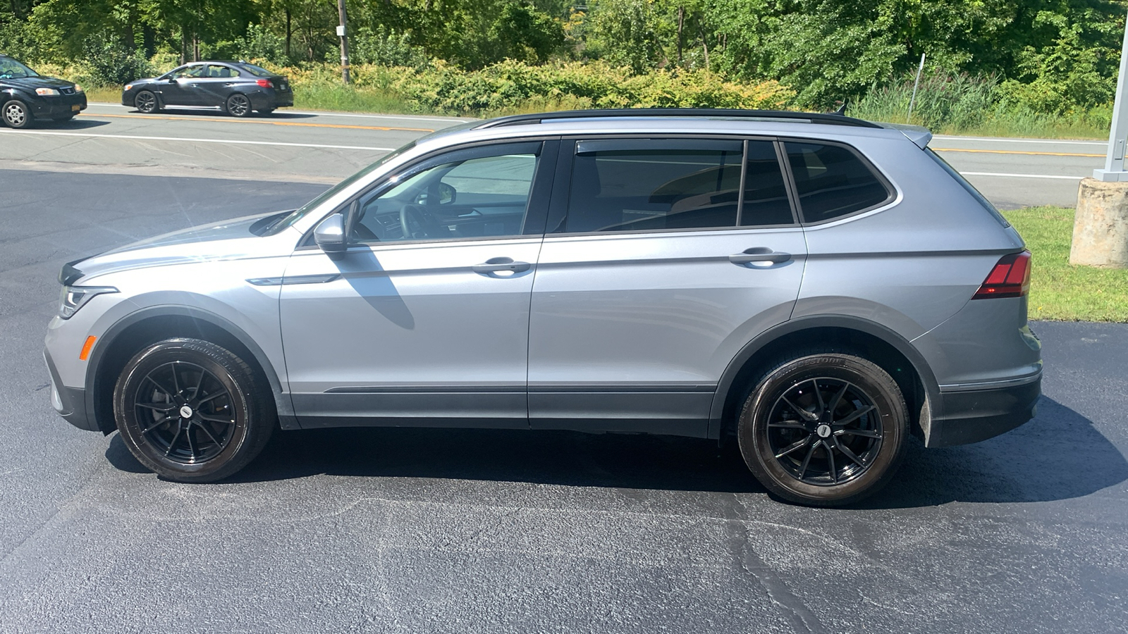 2023 Volkswagen Tiguan 2.0T S 5