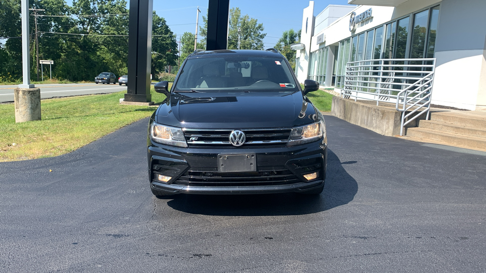 2021 Volkswagen Tiguan 2.0T SE R-Line Black 2