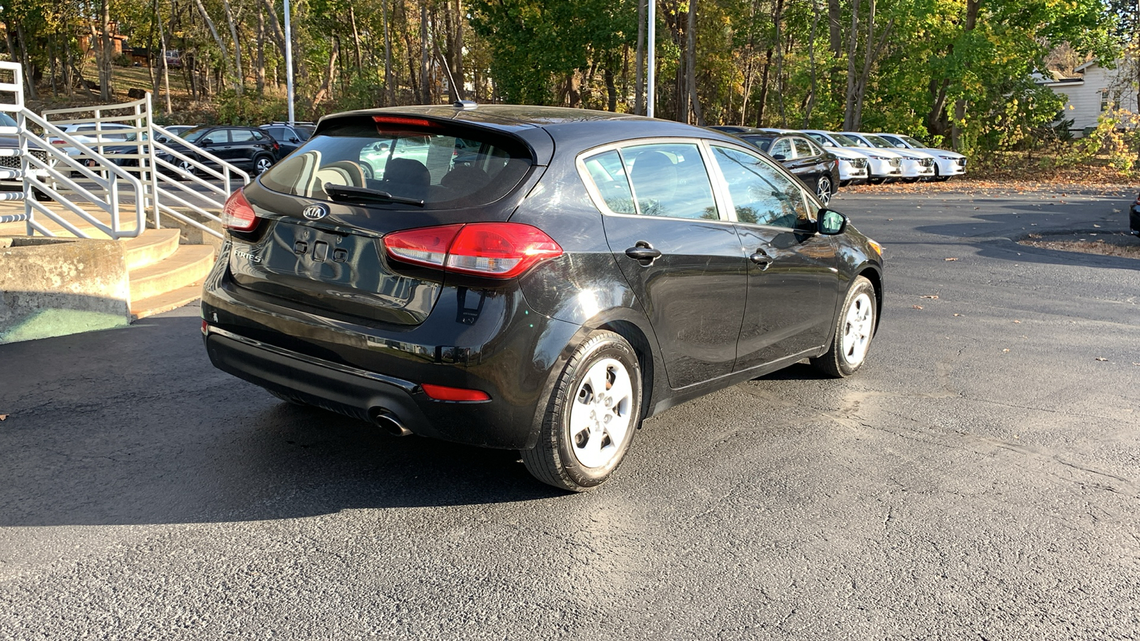 2017 Kia Forte LX 5