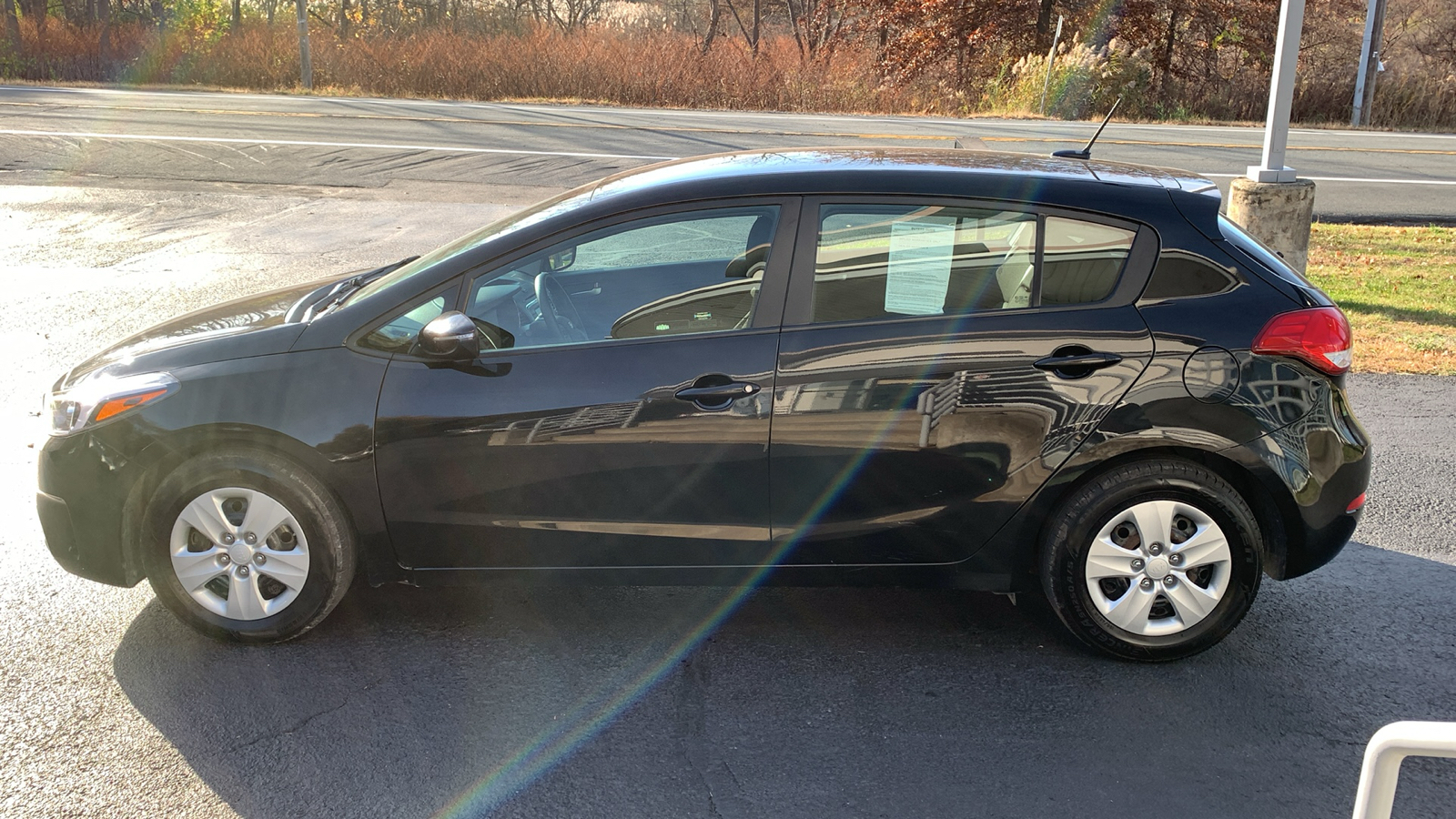 2017 Kia Forte LX 8