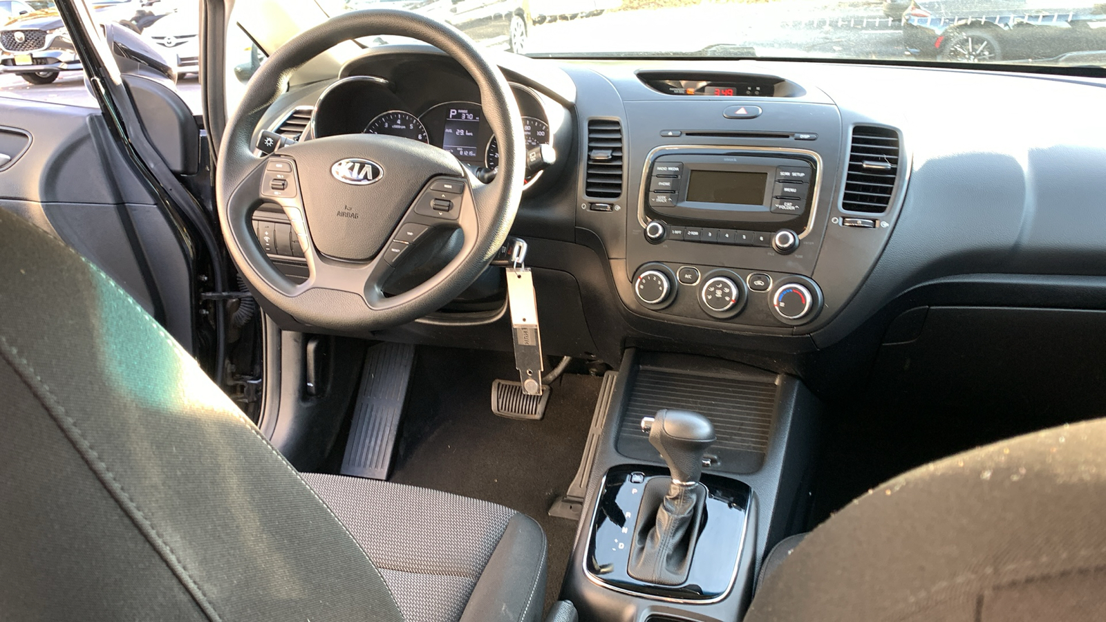 2017 Kia Forte LX 9