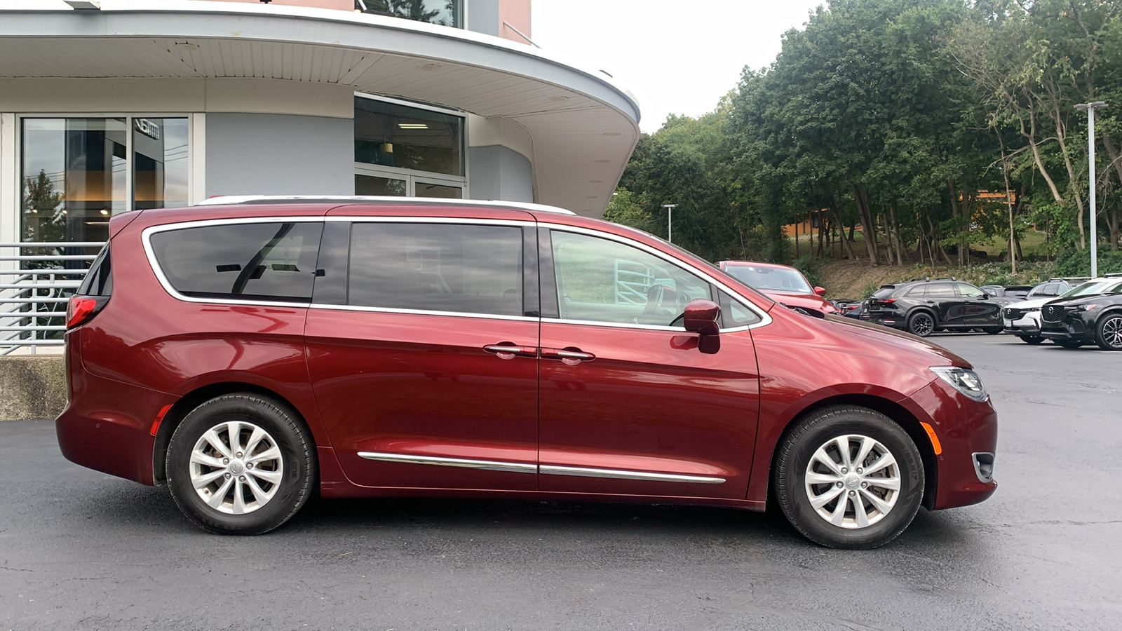 2018 Chrysler Pacifica Touring L Plus 4