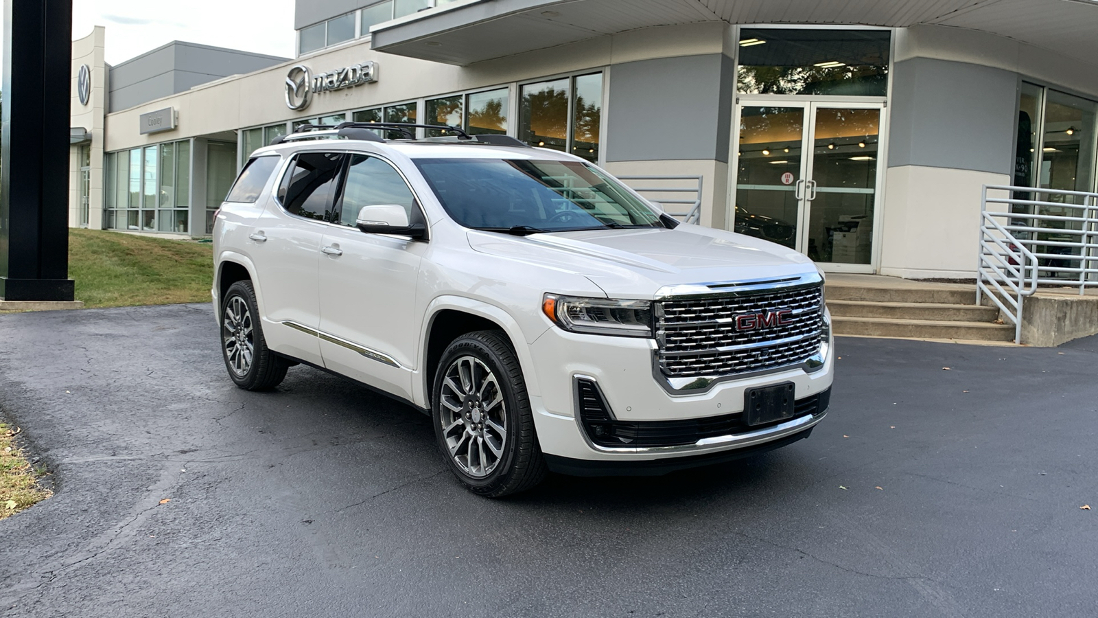 2020 GMC Acadia Denali 3