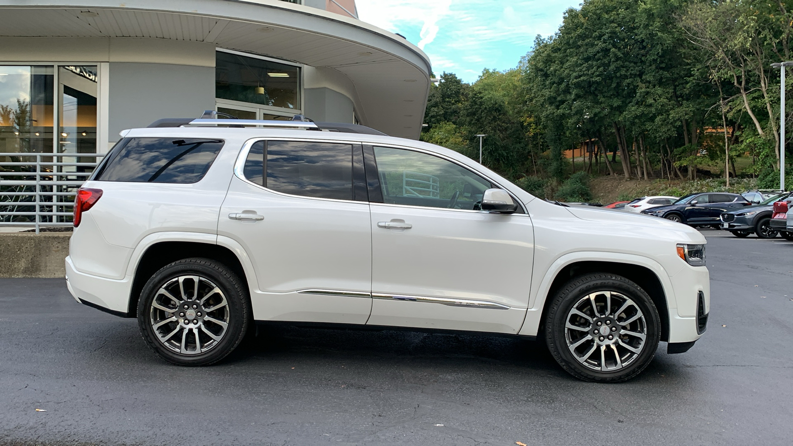 2020 GMC Acadia Denali 4