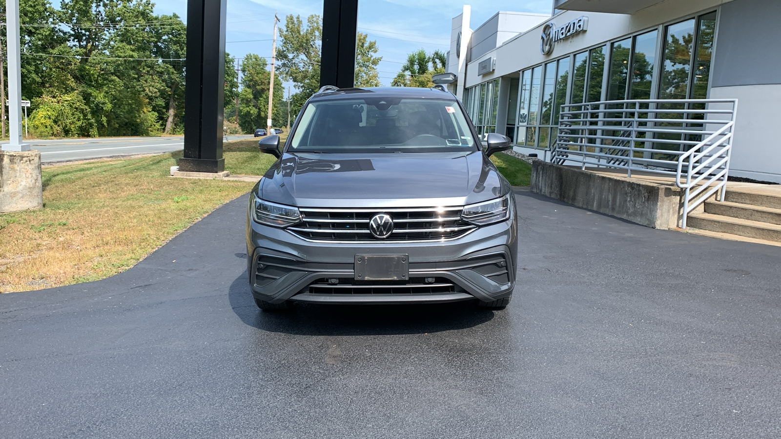 2022 Volkswagen Tiguan 2.0T SE 2