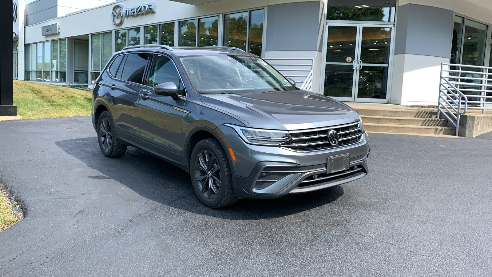 2022 Volkswagen Tiguan 2.0T SE 3